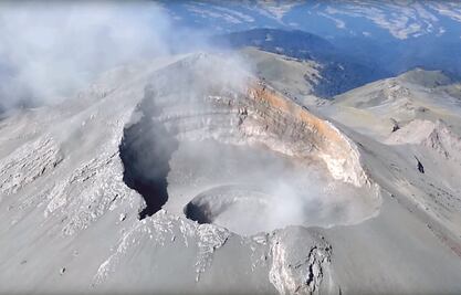 Popocatépetl registra explosión de casi 2 kilómetros de altura