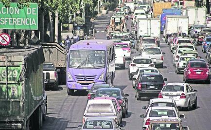 Hoy no circulan autos con engomado amarillo