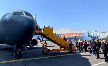 Presumen senadores de Morena y aliados vuelo en avión militar a Aeropuerto Felipe Ángeles