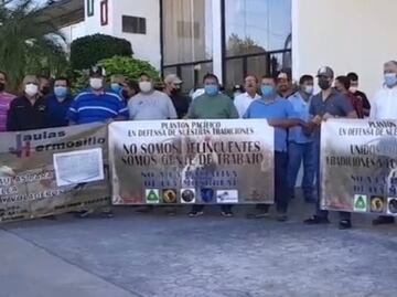 Protestan galleros de Sonora contra la iniciativa de Ley de Bienestar Animal