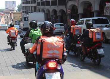 Avanza en comisiones del Senado regulación de trabajo por aplicaciones; repartidores y conductores tendrán seguro