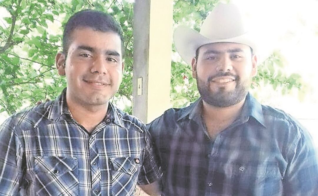 Trayectoria. Cuitláhuac tenía 26 años, tocaba el bajo y era maestro de primaria; Elías, de 25, tocaba el acordeón y era administrador de empresas. ESPECIAL