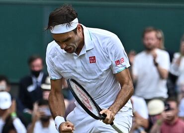 Roger Federer avanza con récord histórico de victorias en Wimbledon