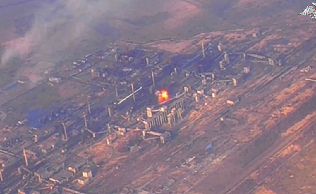 Vista aérea de la planta química y de coque de Avdiivka, en el este de Ucrania. Foto: AP