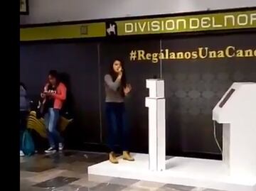 Día del Amor y la Amistad; instalarán 22 karaokes gratuitos en CDMX para celebrar