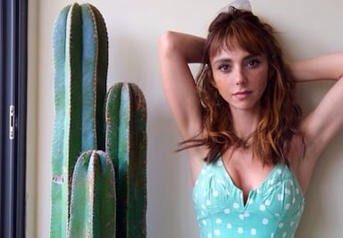 Natalia Téllez presume sus curvas en mini bikini