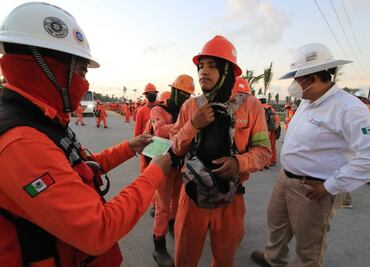Sindicatos se deslindan de paro en Dos Bocas