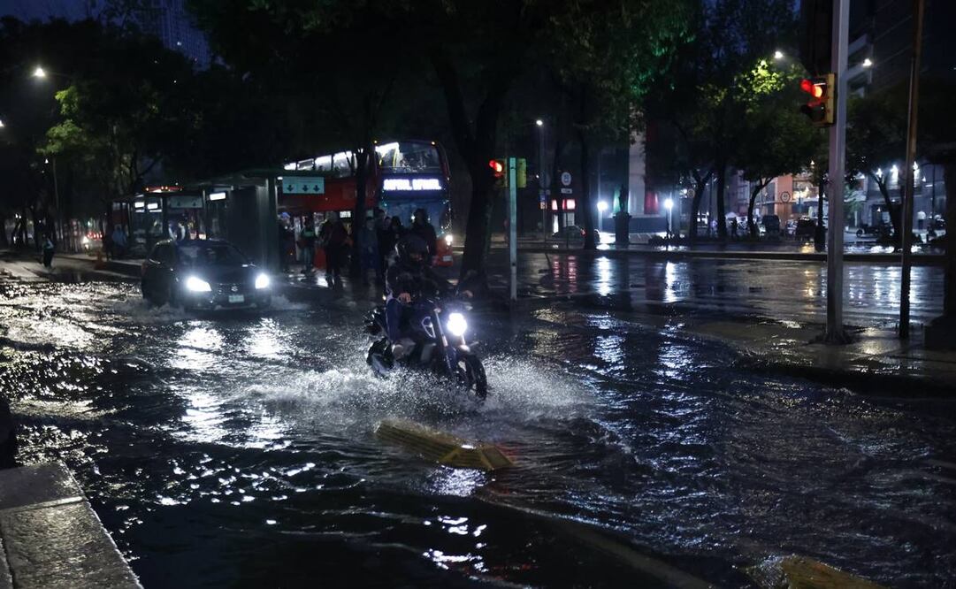 Este 16 de septiembres fuertes lluvias azotaron a la CDMX. Foto: Fernanda Rojas / EL UNIVERSAL