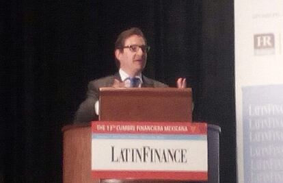 Chertorivski pide inversión inteligente con visión a futuro