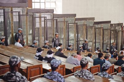 Egipto condena a muerte a 75 por protesta de 2013