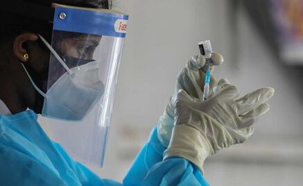 ¿Qué detona las inusuales trombos con la vacuna AstraZeneca? Científicos dicen haber resuelto el misterio