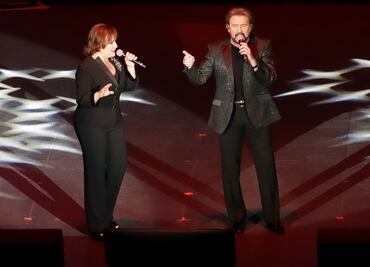 Pimpinela regala velada de romanticismo en el Metropólitan