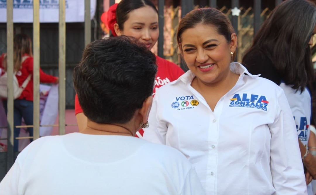 Alfa González promete programa de reencarpetado para Tlalpan. Foto: Omar Díaz