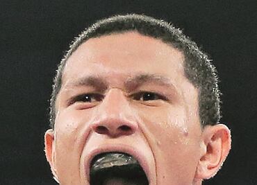 Berchelt va por el título superpluma