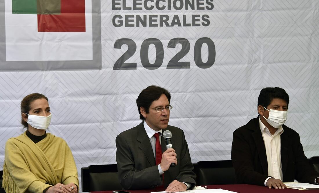 El TSE enviará al Parlamento un proyecto de ley que "prevé la realización de la elección general hasta el domingo 6 de septiembre". Foto: AFP