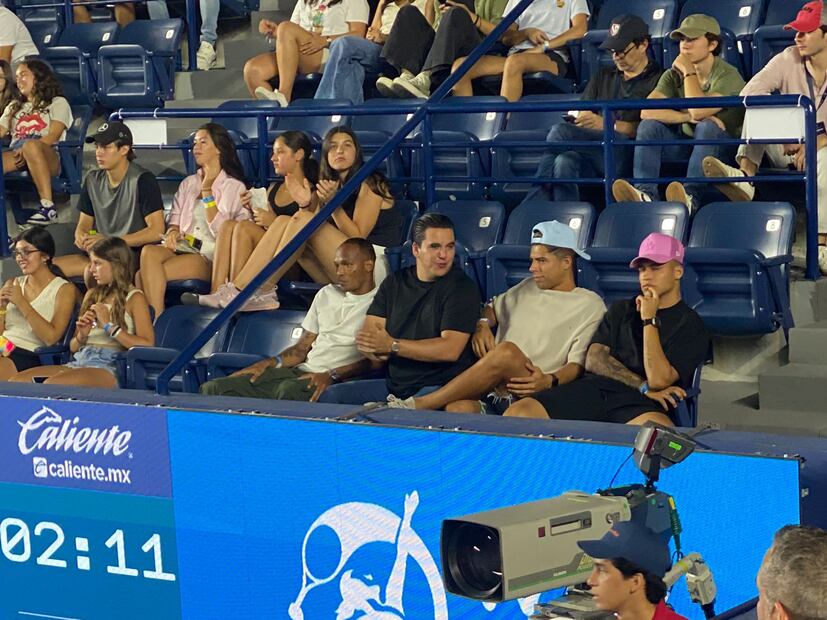 Jugadores de rayados y tigres en el tenis FOTO: Nicolás Schiller - El Universal