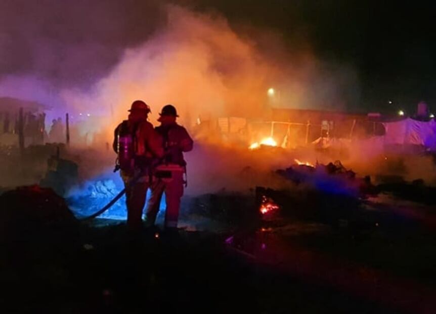 Mueren cinco menores durante incendio en su casa en Baja California Sur