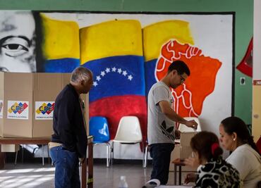 Venezolanos votan en referéndum sobre Guyana