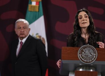 García Vilchis dice adiós a la mañanera de AMLO con pifias, del “no es falso pero se exagera” al “no sabrá leer la señorita”