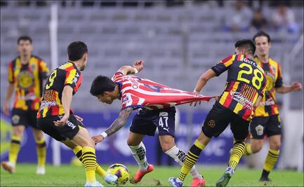 Chivas perdió la final de la Copa Pacífica contra Leones Negros; primer fracaso bajo las órdenes de Óscar García