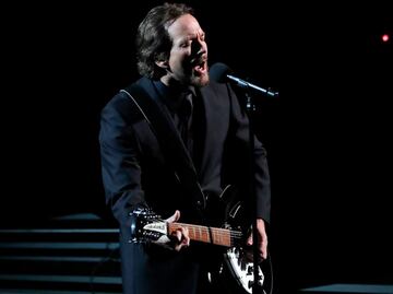 Pearl Jam cancela concierto por problemas vocales de Eddie Vedder