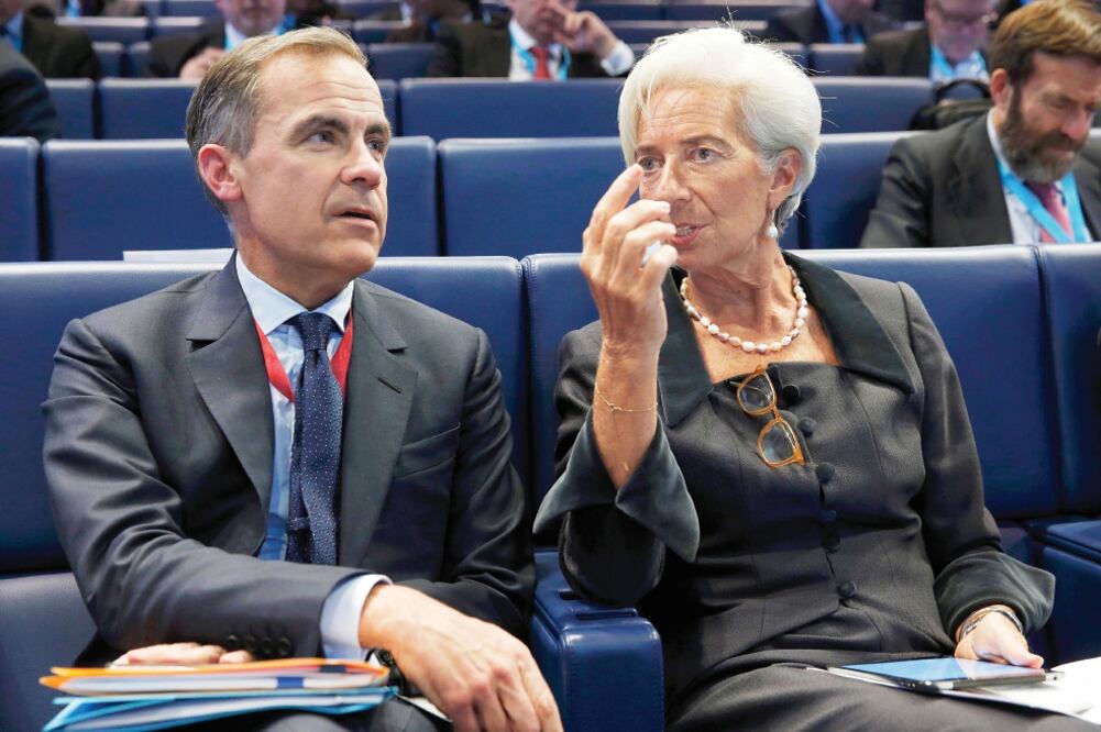 Christine Lagarde, directora del FMI, en la conferencia de banqueros en París (REUTERS)