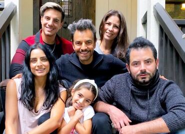 Aitana Derbez sorprende al dar cachetadas y tocar el piano