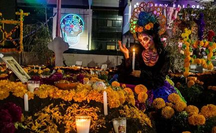 Arranca festival "Entre Ánimas y Flores" con concierto de  Aleks Syntek en la Venustiano Carranza