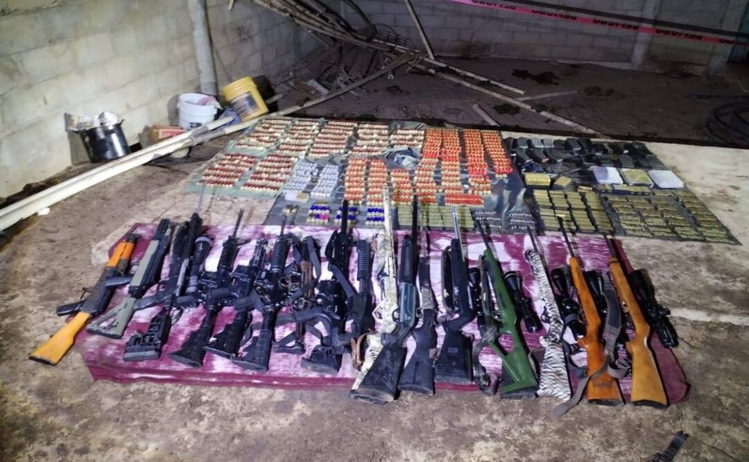 Ejército y Guardia Nacional aseguran arsenal y drogas en operativo en Oaxaca. Foto: Especial