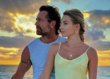 Mientras Irina Baeva muestra la invitación de su boda, captan huida de Gabriel Soto