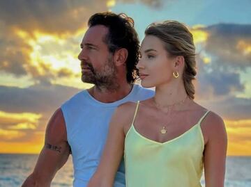 Mientras Irina Baeva muestra la invitación de su boda, captan huida de Gabriel Soto