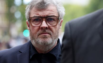 Hermano mayor de los Gallagher comparece ante la corte en Londres; enfrenta cargos por abuso sexual