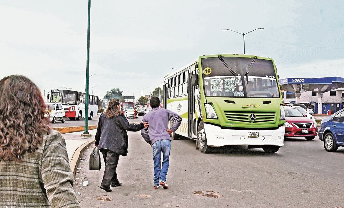 Se extiende la delincuencia. Transportistas acusan que 80% de las rutas en el Estado de México están “secuestradas” por criminales. ARCHIVO EL UNIVERSAL