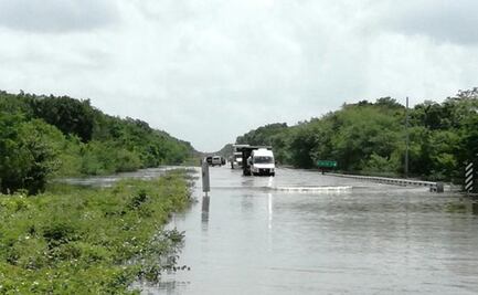 Tormenta tropical "Cristóbal" provoca fuertes lluvias e inundaciones en varios estados