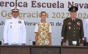 Ceremonia de graduación de las y los cadetes de la Heroica Escuela Navan Militar, generación 2022-2026. La presidenta de México, Claudia Sheinbaum, el secretario de la defensa nacional, Ricardo Trevilla Trejo, y el secretario de marina, Raymundo Pedro Morales Ángeles, presidieron dicho evento. Foto: Salvador Corona / EL UNIVERSAL