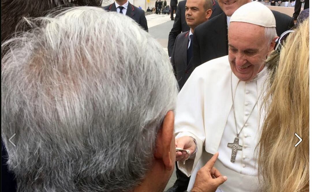 El tabasqueño saludó al Pontífice durante la Audiencia General de este miércoles./Especial