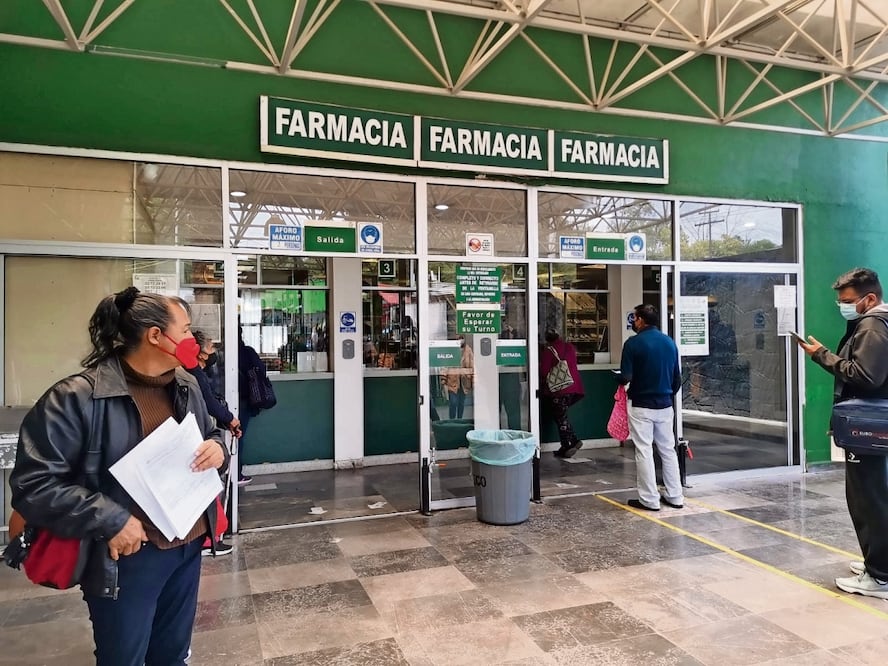 Elena García, presidenta de Con Causa, denunció que al desapare- cer el Seguro Popular se registró un desabasto de medicamentos terrible. Foto: Humberto Huerta / EL UNIVERSAL