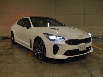 A prueba: KIA Stinger GT 2022, diferente en todos los sentidos