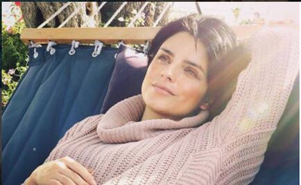 Aislinn Derbez comparte tierna foto familiar 