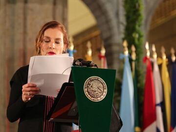 AMLO comparte mensaje de Beatriz Gutiérrez Müller durante cena por cumbre de la Celac