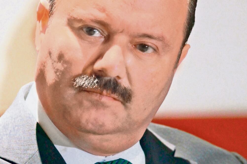 El gobierno de Duarte descontaba hasta 10% de los salarios de los trabajadores cada mes (ESPECIAL)