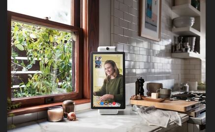 Facebook lanza una pantalla inteligente para hacer videollamadas