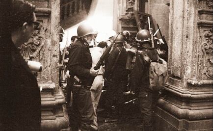 UNAM recuerda bazucazo a San Ildefonso; "un día de luto para la Universidad"