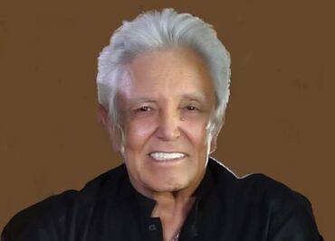 Alberto Vázquez responde a versiones sobre su estado de salud y asegura que sí puede caminar