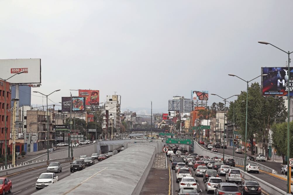 De acuerdo con un balance de acciones del Invea con corte a febrero, se efectuaron 2 mil 133 procedimientos que involucraron 4 mil 760 elementos propagandísticos, de los cuales se han retirado 2 mil 744 y se han suspendido 2 mil 016. (ALEJANDRO ACOSTA)