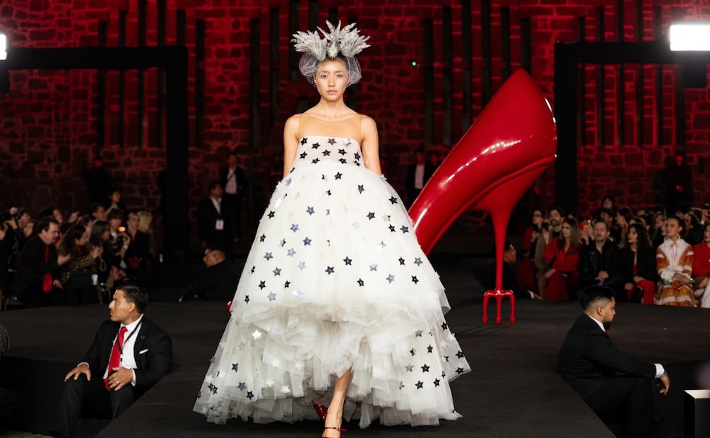 Vestido diseñado por Iván Ávalos. Foto: Hugo Salvador / El Universal