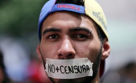Protestan periodistas en Caracas por la libertad de expresión