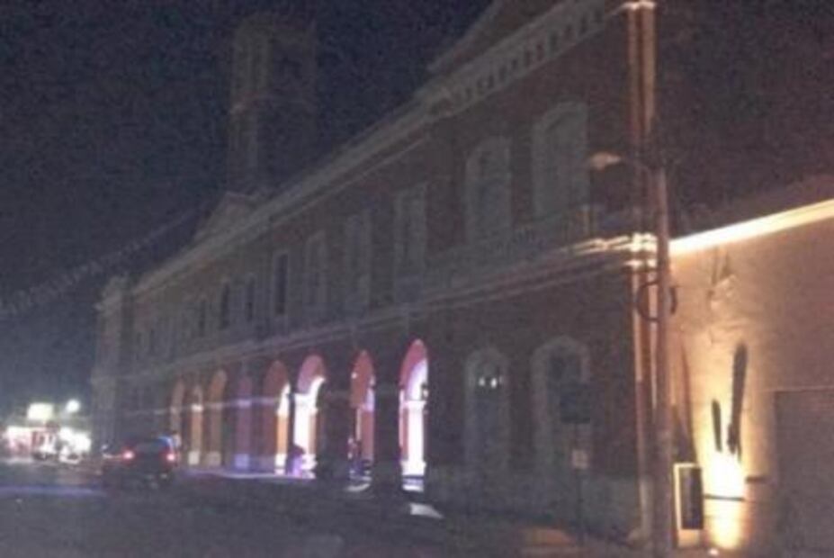 Nuevo alcalde de Motul, Yucatán, toma posesión a oscuras