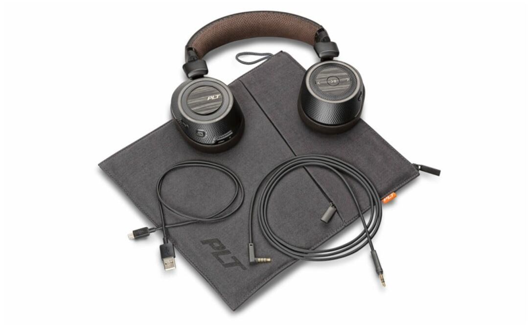 Brindando una experiencia de sonido amplia y de alta calidad, los BackBeat PRO 2 proveen un refugio al mundo ruidoso en cualquier situación