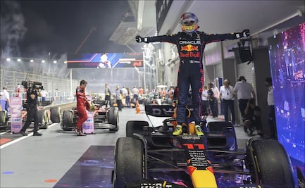 Checo Pérez logra su cuarta victoria en la Fórmula 1 tras ganar el GP de Singapur